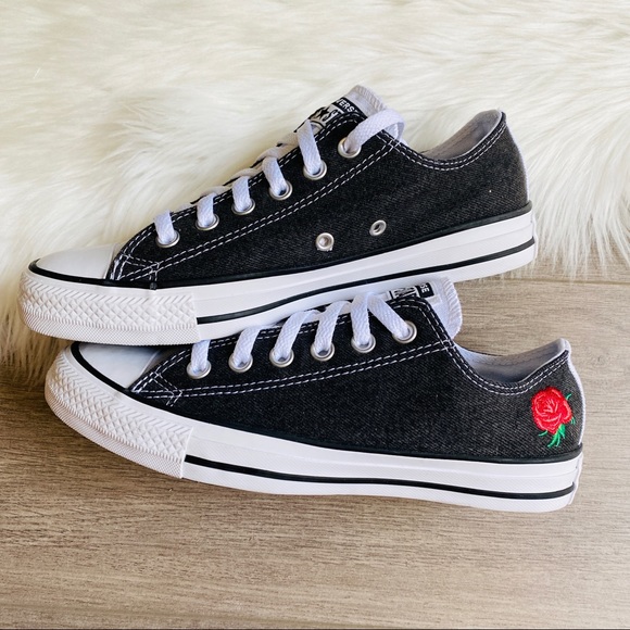 NWT Converse Chuck Taylor All Star Floral Low Top - Picture 6 of 8